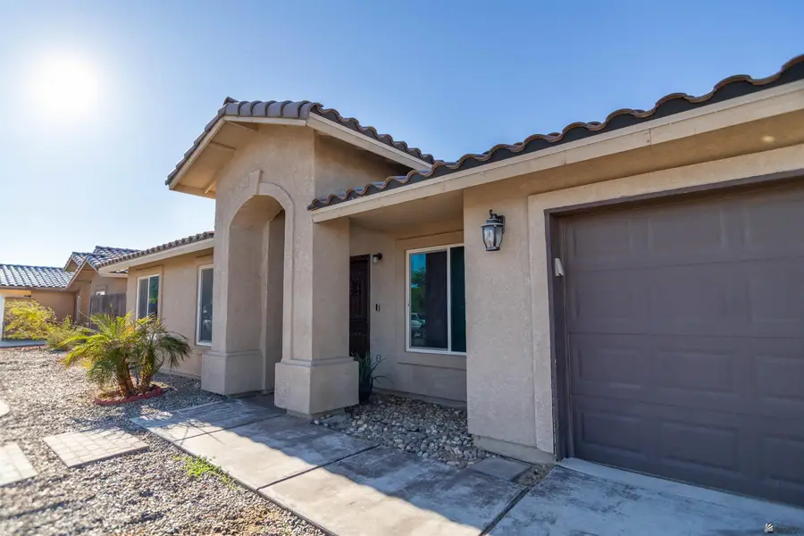 7588 E 41 Ln, Yuma, AZ 85365 - #3