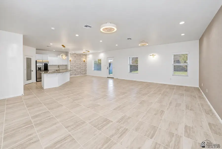 4172 W 27 Ln, Yuma, AZ 85364 - #3