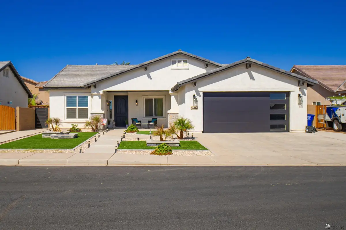 3982 S 34 Dr, Yuma, AZ 85365 - #1