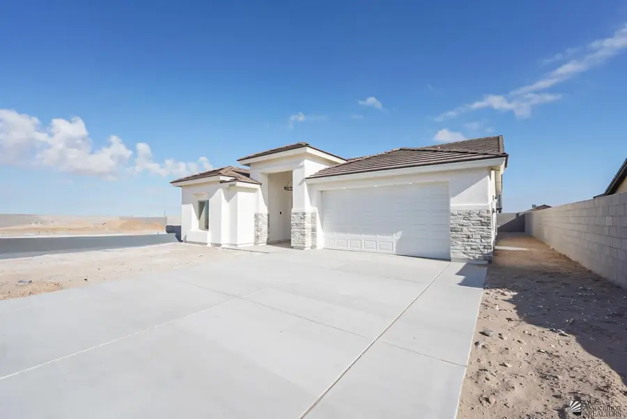 10534 E 45 St, Yuma, AZ 85367 - #2