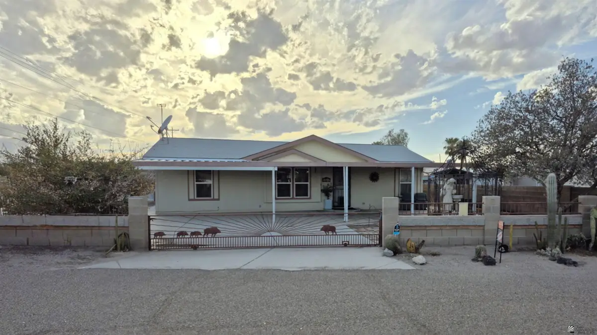 10326 S Linda Ln, Wellton, AZ 85356 - #1