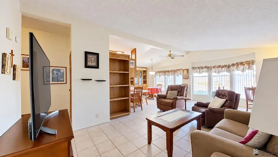 3736 S Lakeside Dr, Yuma, AZ 85365 - #2