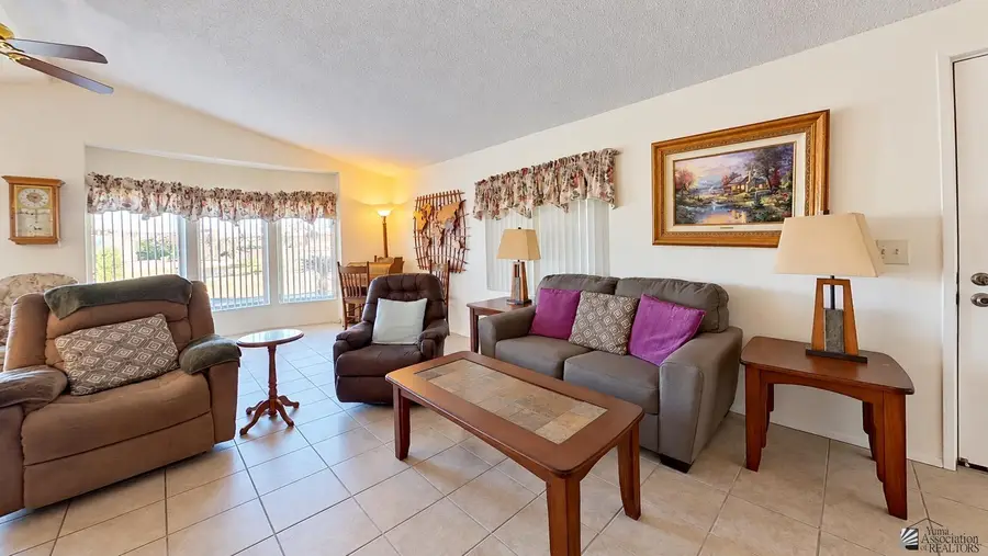 3736 S Lakeside Dr, Yuma, AZ 85365 - #3