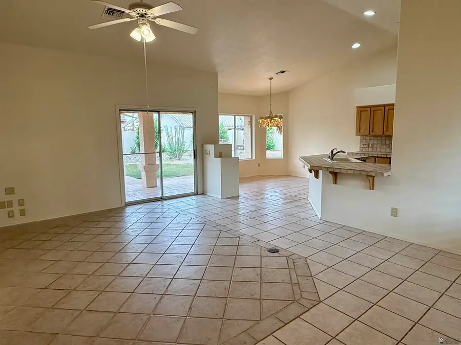 10563 E 36 Pl, Yuma, AZ 85365 - #2