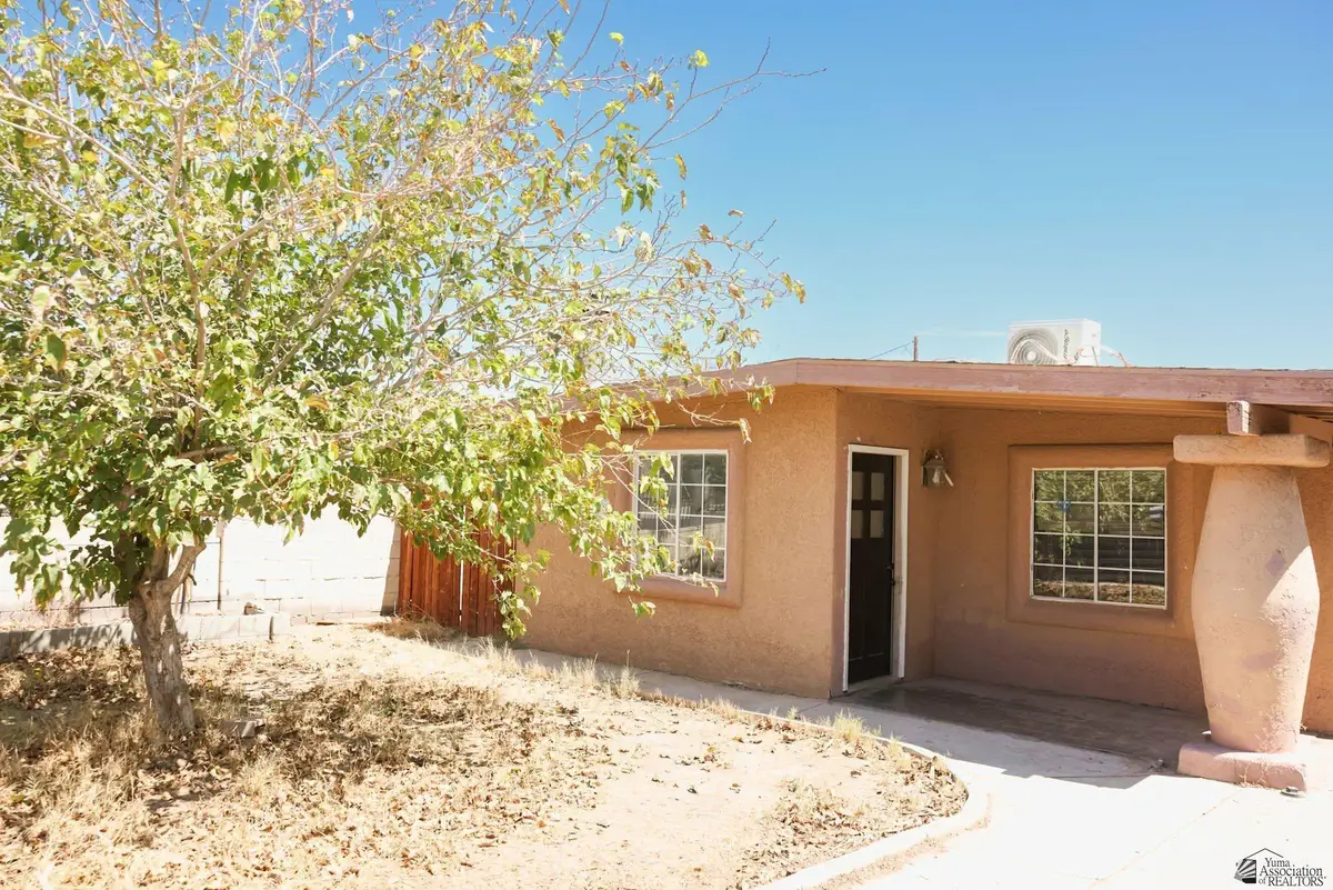 225 S Magnolia Ave, Yuma, AZ 85364 - #1