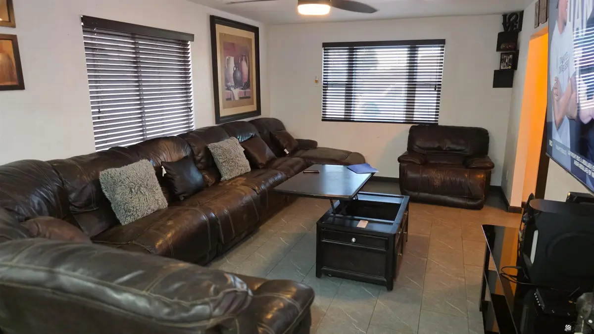 1933 W 19 Pl, Yuma, AZ 85364 - #1