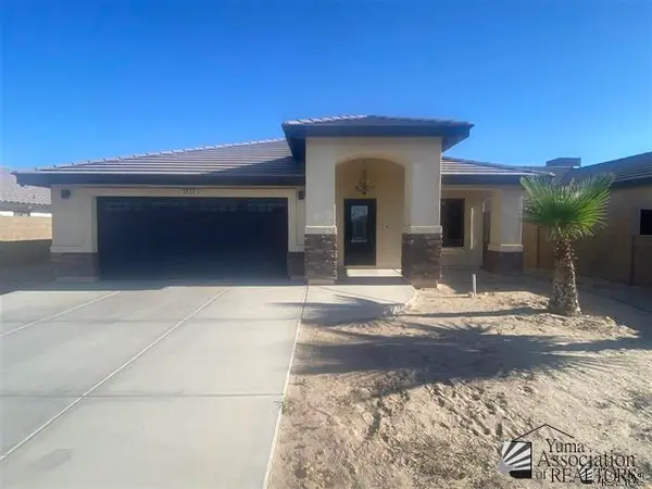 2404 E Uribe St, San Luis, AZ 85336
