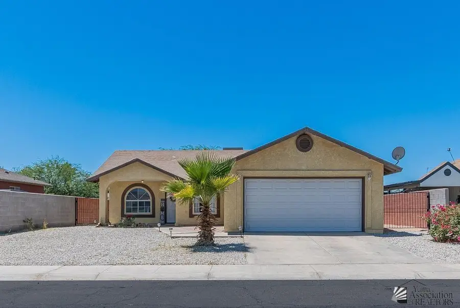 1603 E Kennedy Ln, San Luis, AZ 85349 - #2