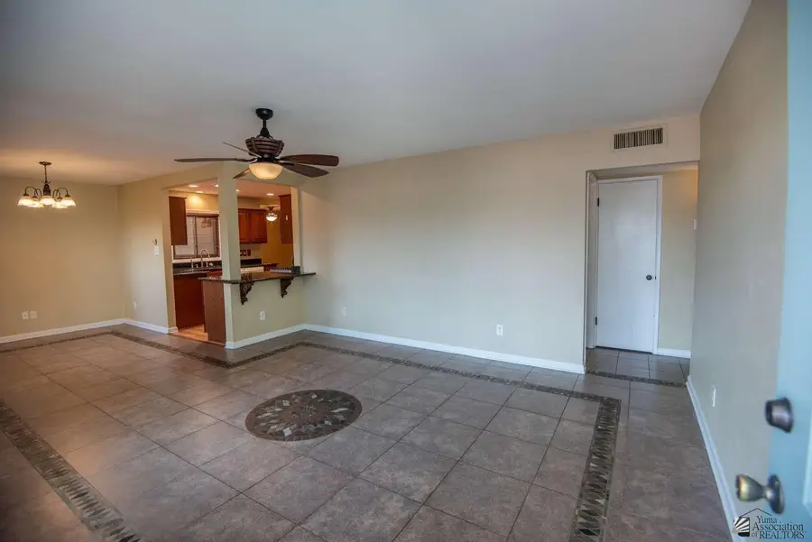 2480 S Sierra Vista Ave, Yuma, AZ 85365 - #2
