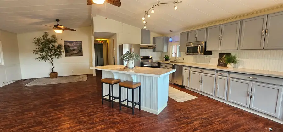 1402 W Jennifer Ln, Yuma, AZ 85365 - #3