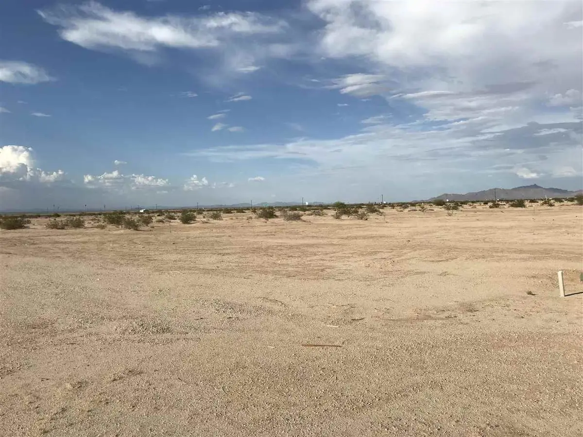 68536078 E Victoria Circle, Tacna, AZ 85352 - #1