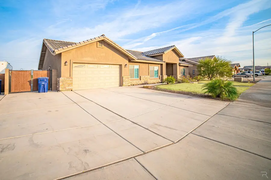 4427 S Cheree Dawn Avenue, Yuma, AZ 85365 - #2