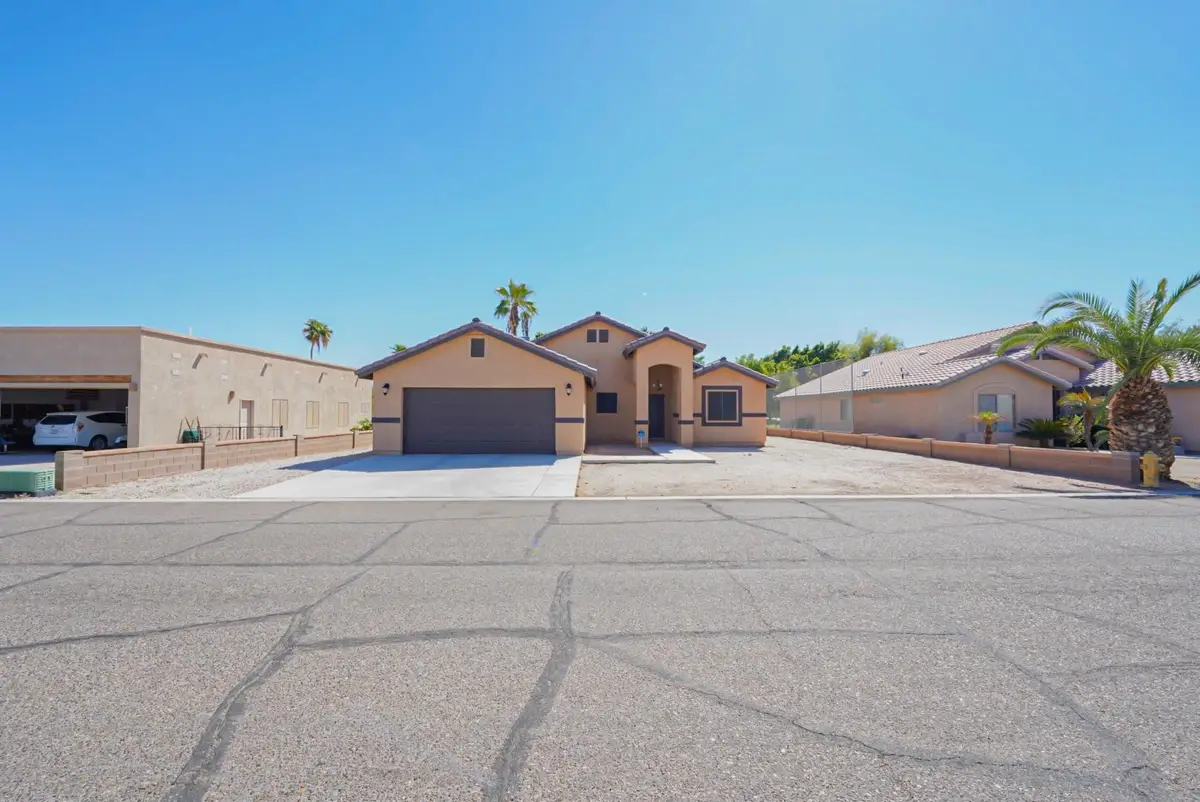 28551 Canal Avenue, Wellton, AZ 85356 - #1