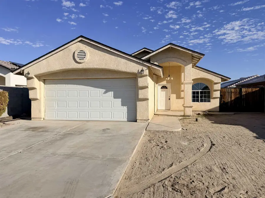1570 E California Street, San Luis, AZ 85349 - #2