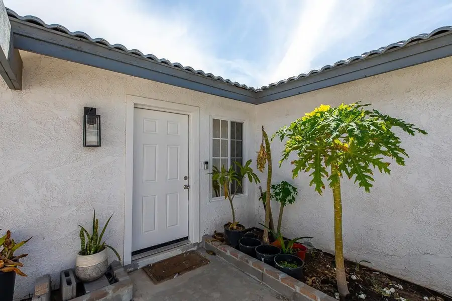 1721 S Athens Avenue, Yuma, AZ 85364 - #3