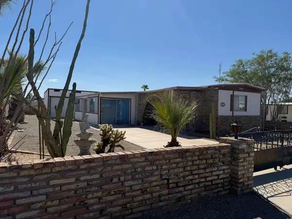 13273 E 41 Drive, Yuma, AZ 85367