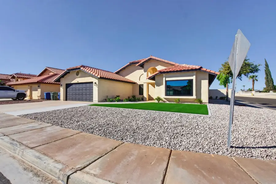 804 W 34 Place, Yuma, AZ 85365 - #2