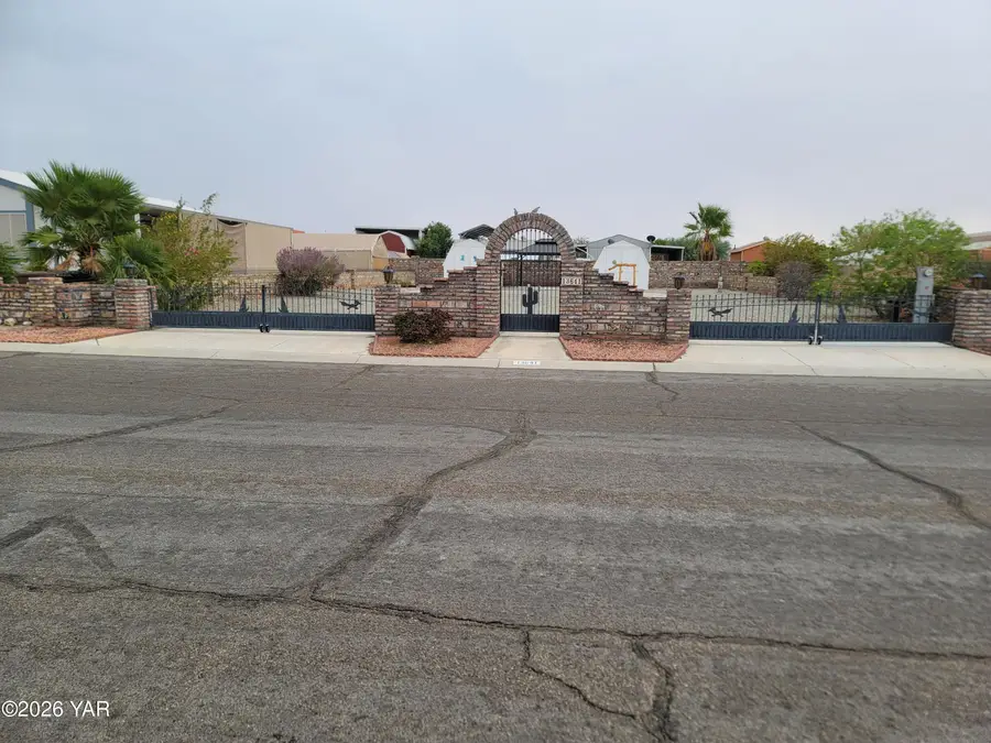 13641 E 54th Street, Yuma, AZ 85367 - #2
