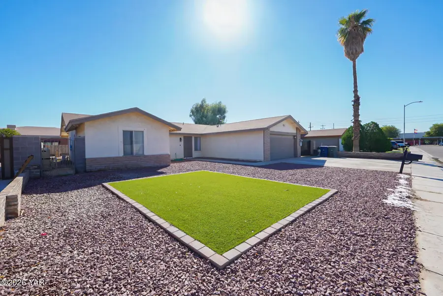 1951 S Naples Avenue S, Yuma, AZ 85364 - #3