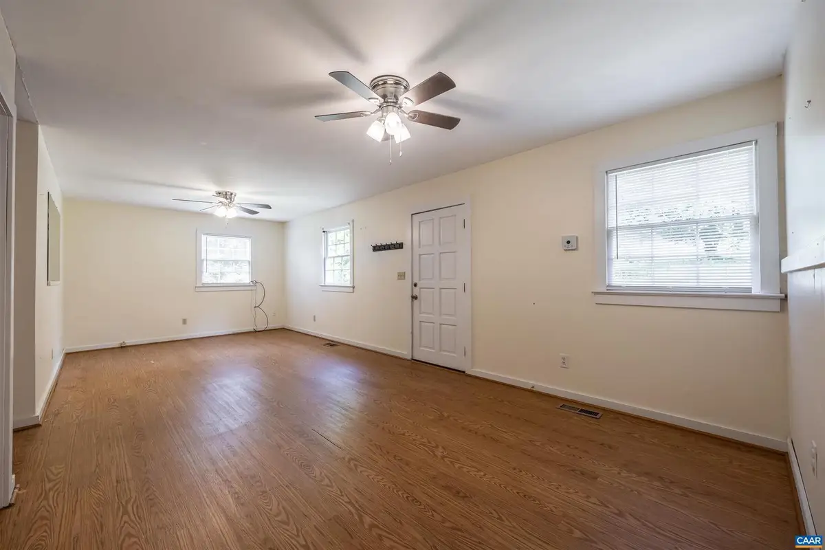 7311 S Seminole Trl, Rochelle, VA 22738 - Image #1