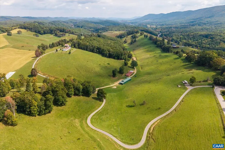 3225 Lynn Hollow Rd, North Tazewell, VA 24630 - Image #2