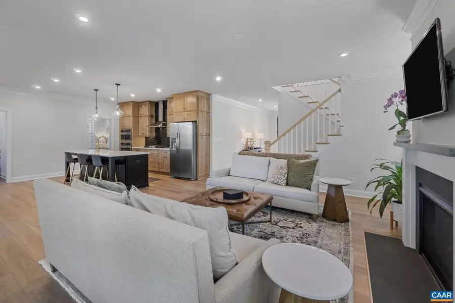 1169 Sablewood Dr, Charlottesville, VA 22911 - Image #2