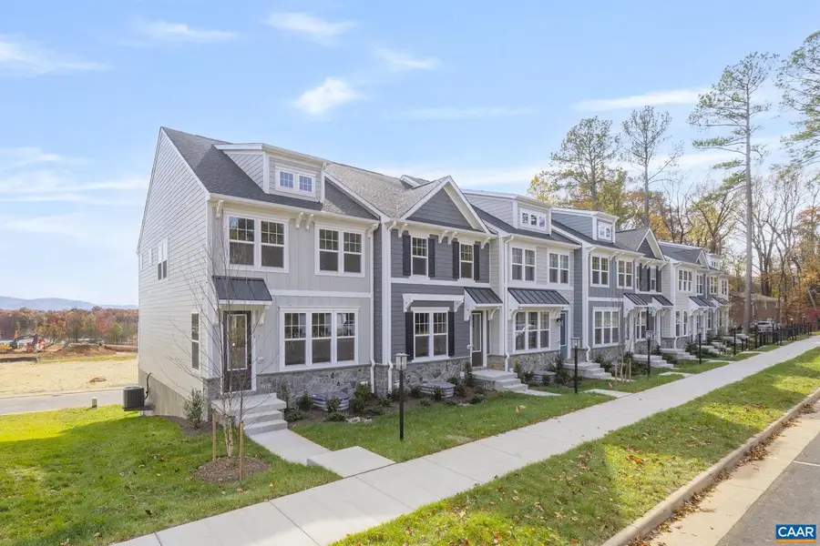 2209 Woodburn Rd, Charlottesville, VA 22901 - Image #2