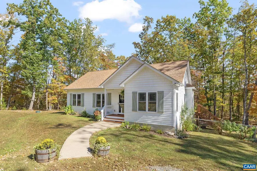 4491 Presidents Rd, Scottsville, VA 24590 - Image #2