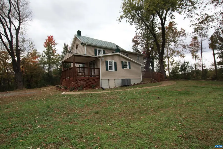 388 Yancey Mill Ln, Crozet, VA 22932 - Image #3