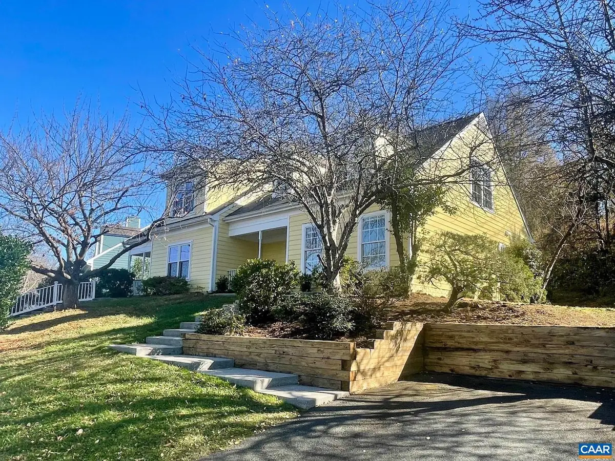 900 Locust Ln, Charlottesville, VA 22902 - Image #1