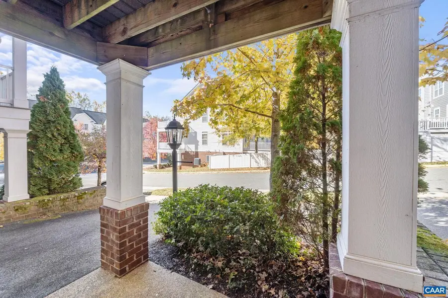 1610 Kempton Pl, Charlottesville, VA 22911 - Image #3