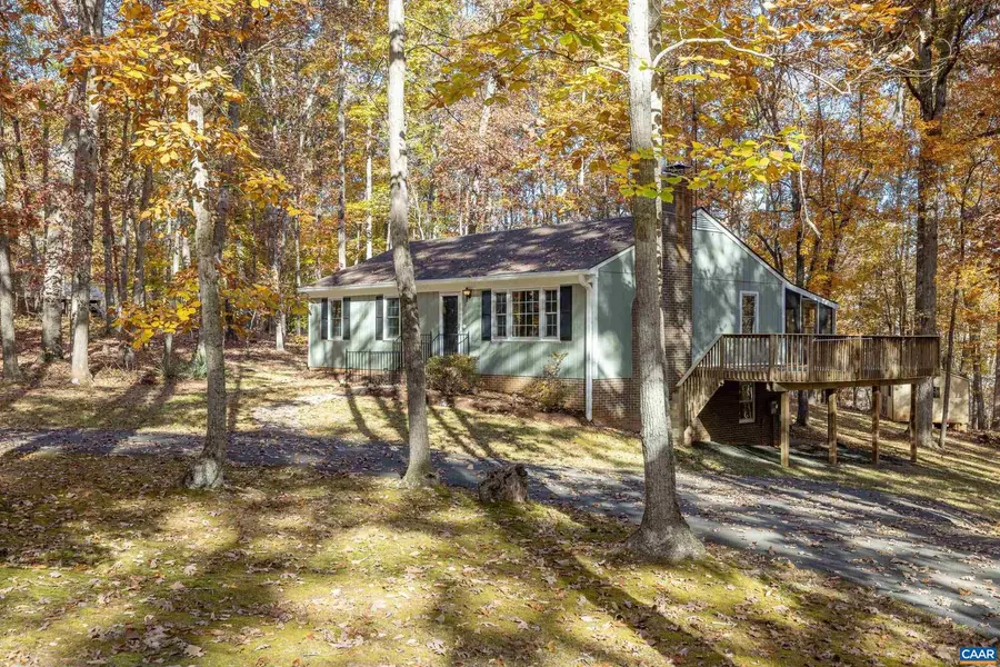 4802 Mechunk Rd, Keswick, VA 22947 - Image #2