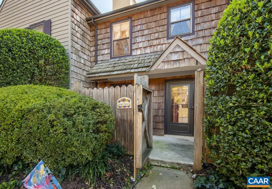 722 Merion Greene, Charlottesville, VA 22901 - Image #2