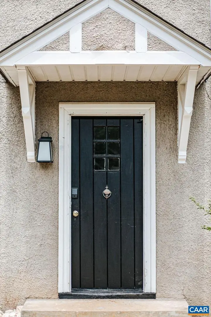 126 Maywood Ln, Charlottesville, VA 22903 - Image #3