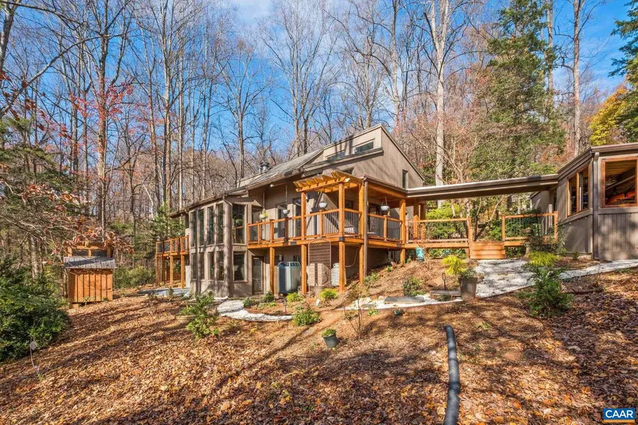 247 Blue Rock Rdg, Charlottesville, VA 22903 - Image #2