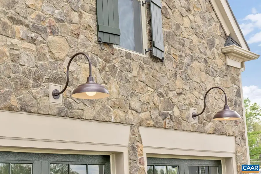 7 Steep Rock Dr, Charlottesville, VA 22911 - Image #3