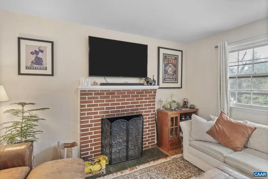 116 Olinda Dr, Charlottesville, VA 22903 - Image #3