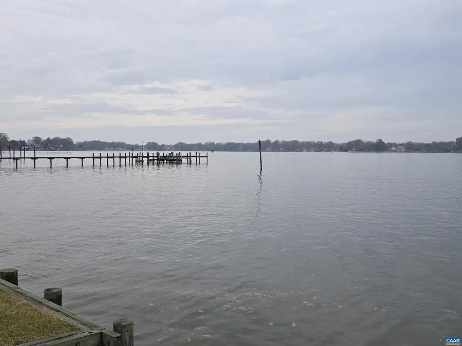 18 Evergreen Dr #18, Colonial Beach, VA 22443 - Image #3