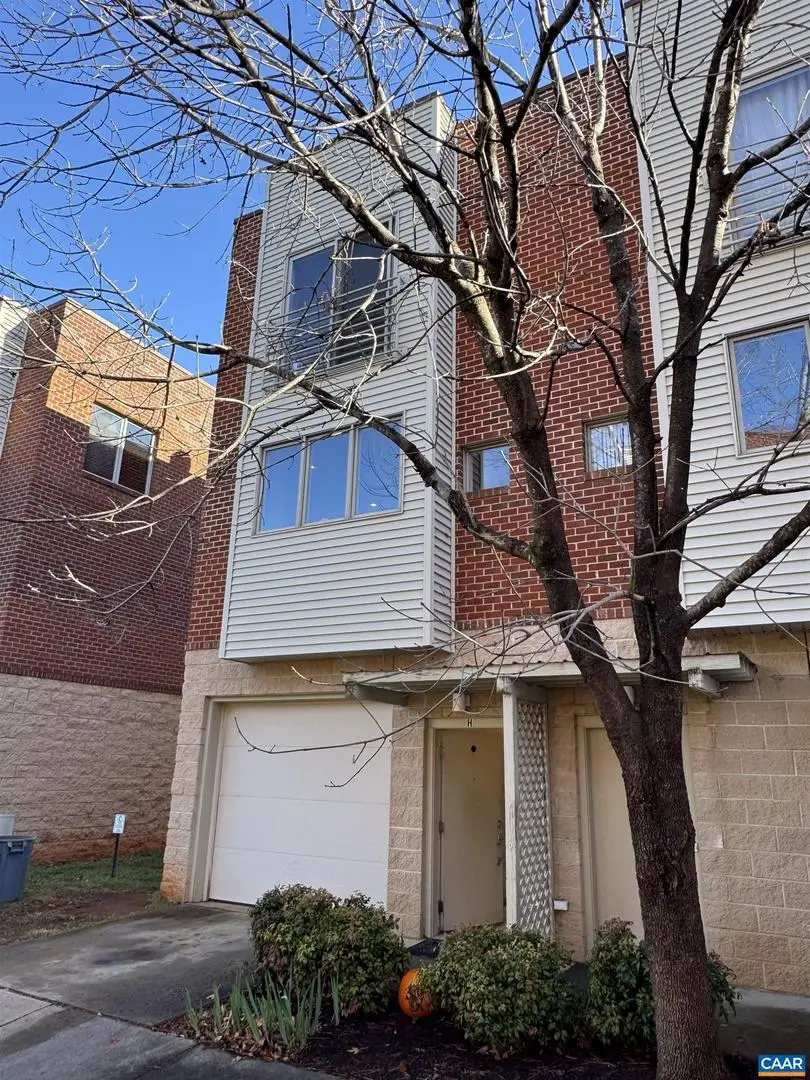 1013 Linden Ave #h, Charlottesville, VA 22902 - Image #1