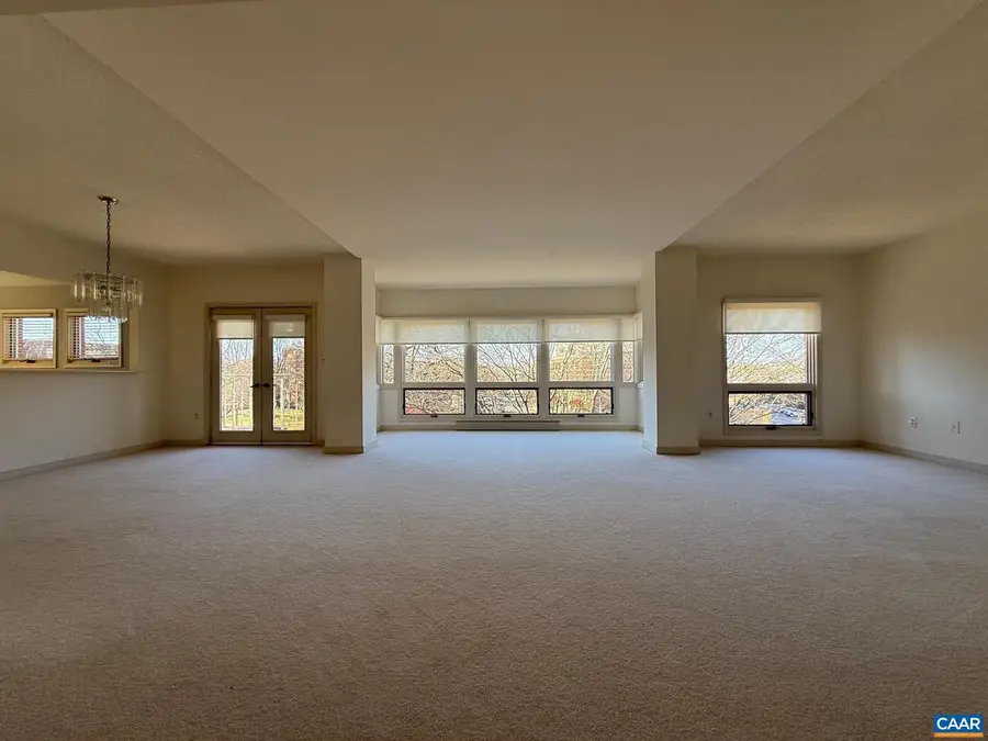 250 West Main St #402, Charlottesville, VA 22902 - Image #3