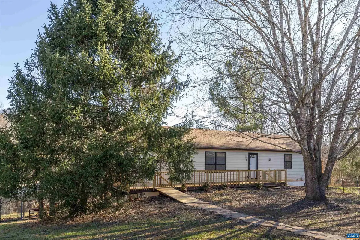 430 Truslows Ln, Nellysford, VA 22958 - Image #1