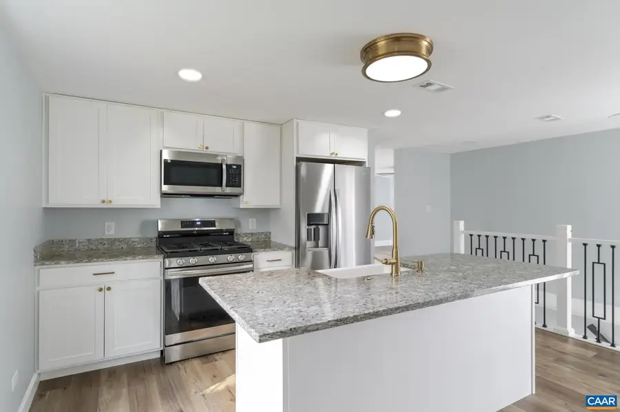 900 Saint Clair Ave, Charlottesville, VA 22901 - Image #3