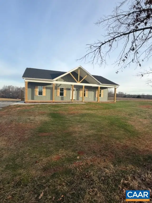 677 Piney Mountain Rd, Appomattox, VA 24522 - Image #2