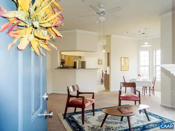 1065 Weybridge Ct #104, CHARLOTTESVILLE, VA 22911