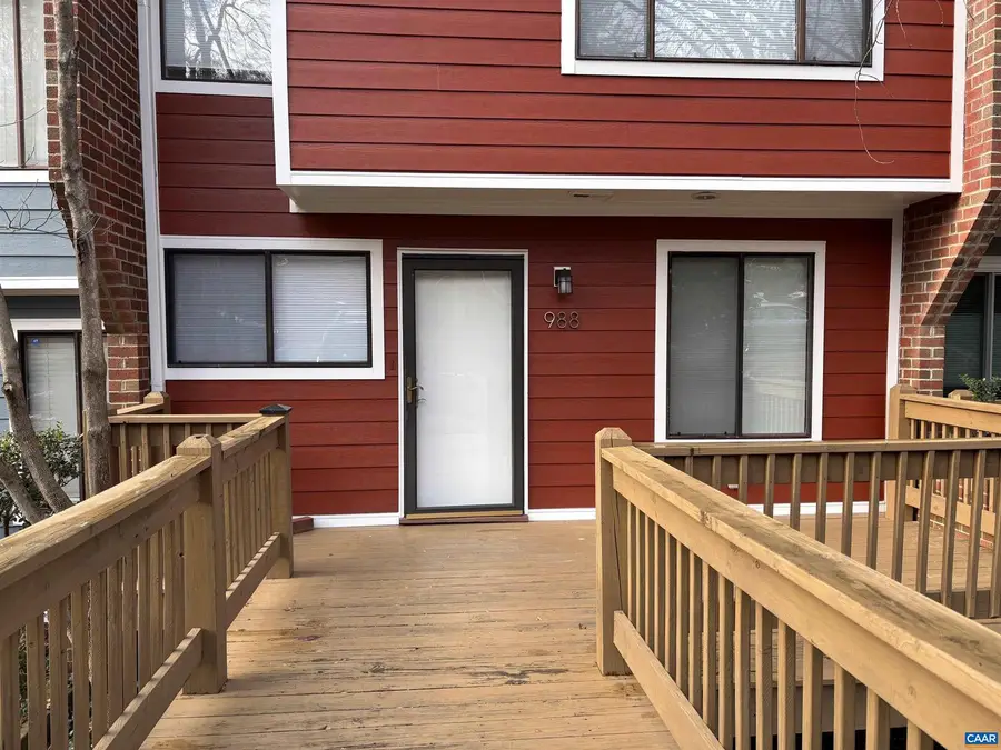 988 Salisbury Sq, Charlottesville, VA 22901 - Image #2