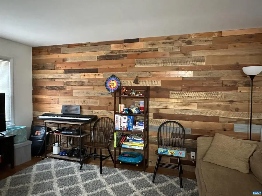 5659 Myrtle St #2, Crozet, VA 22932 - #2