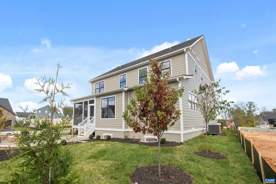 40 Borthwick St, Crozet, VA 22932 - #3