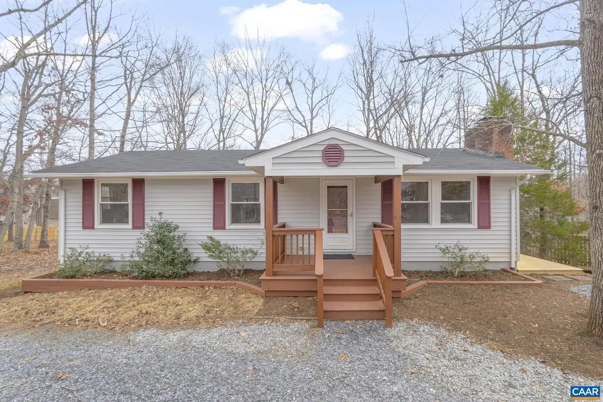 15 Smokewood Dr, Palmyra, VA 22963 - #1