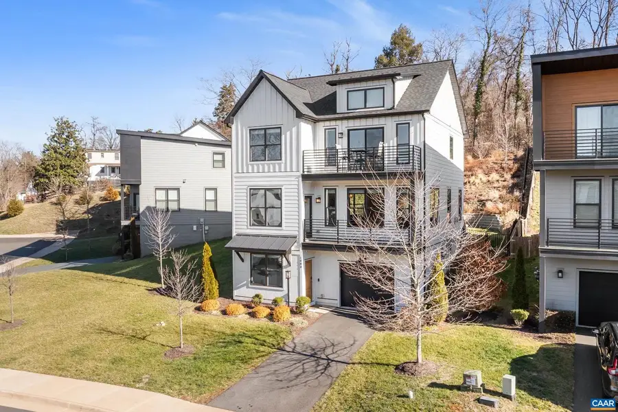 1003 Stonehenge Ave Ext, Charlottesville, VA 22902 - #2