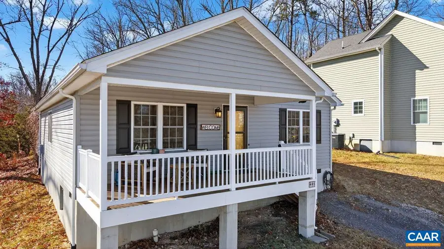 445 Kirby Ave, Waynesboro, VA 22980 - Image #3